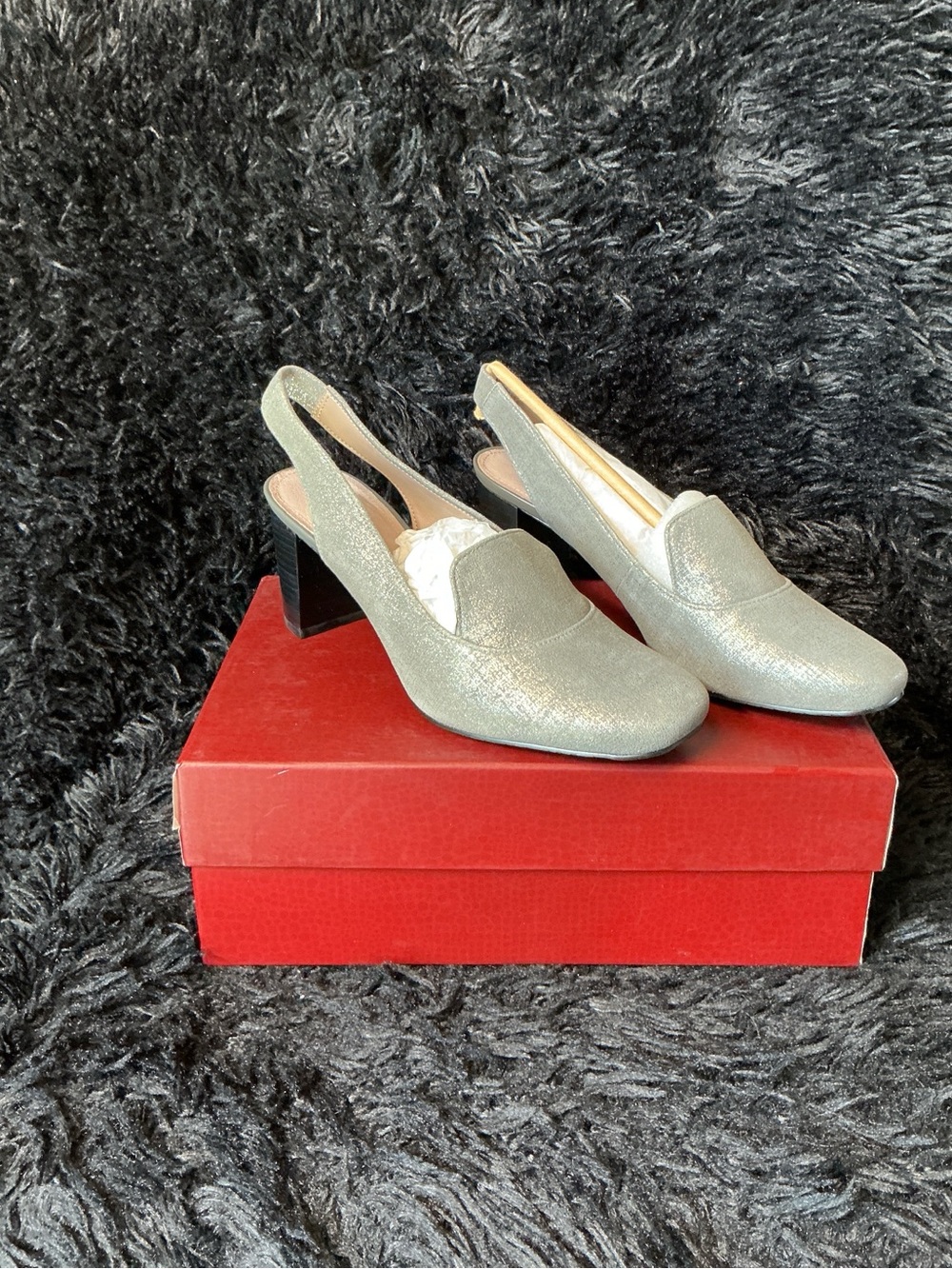 Donald J Pliner Luxury Slingback Heels – Brand New Never Worn